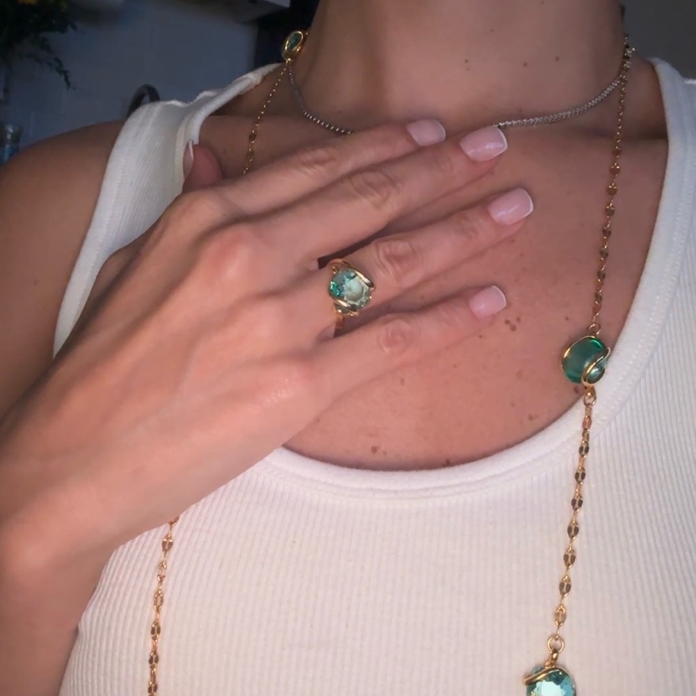 Elegant Gold and Green Necklace and Ring Set